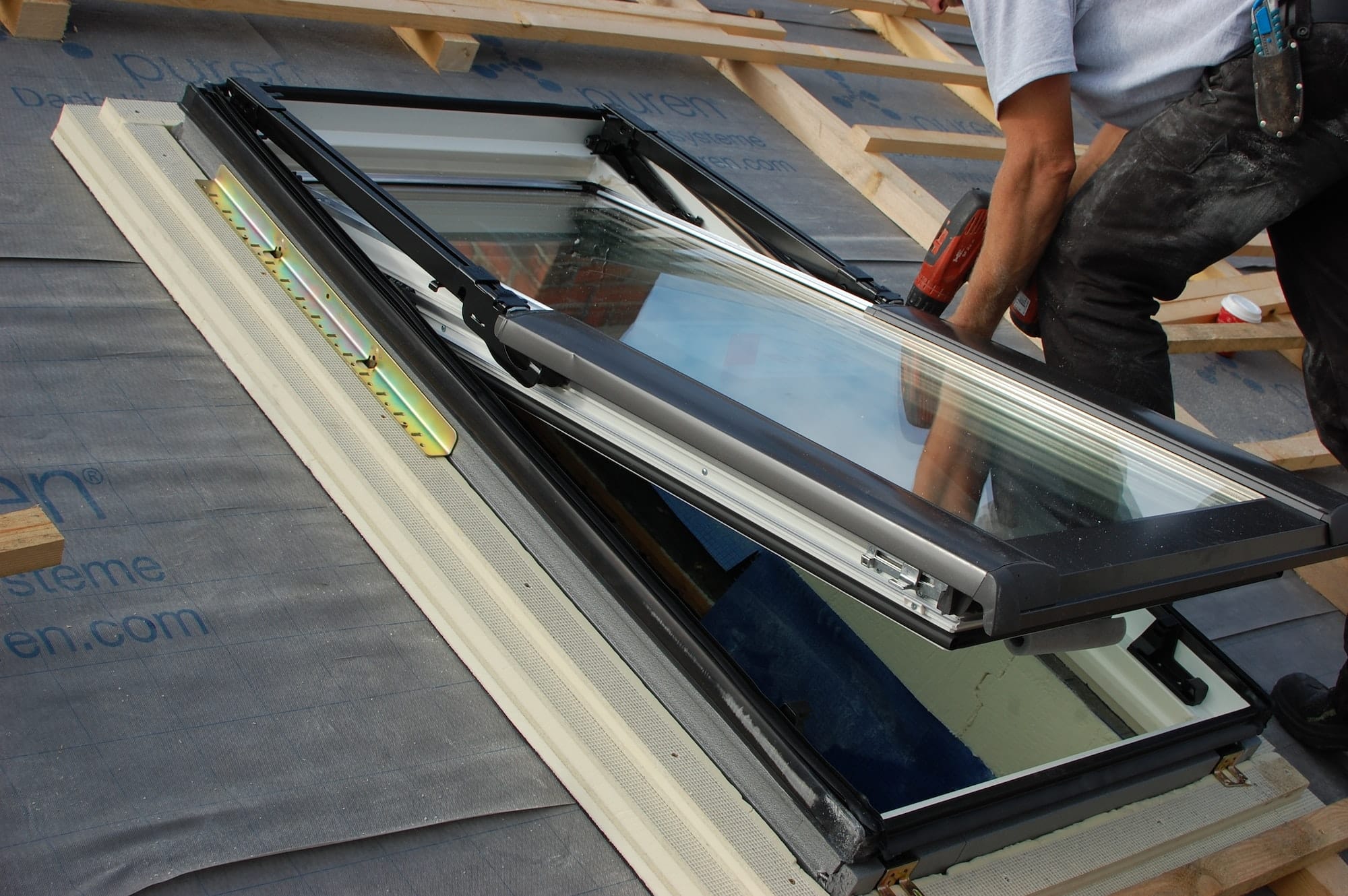Velux Window Contractors Aber-Tafol, LL35 - DD Roofing